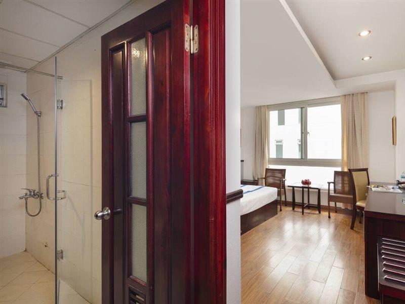 Sunshine Hotel & Spa Нячанг Экстерьер фото